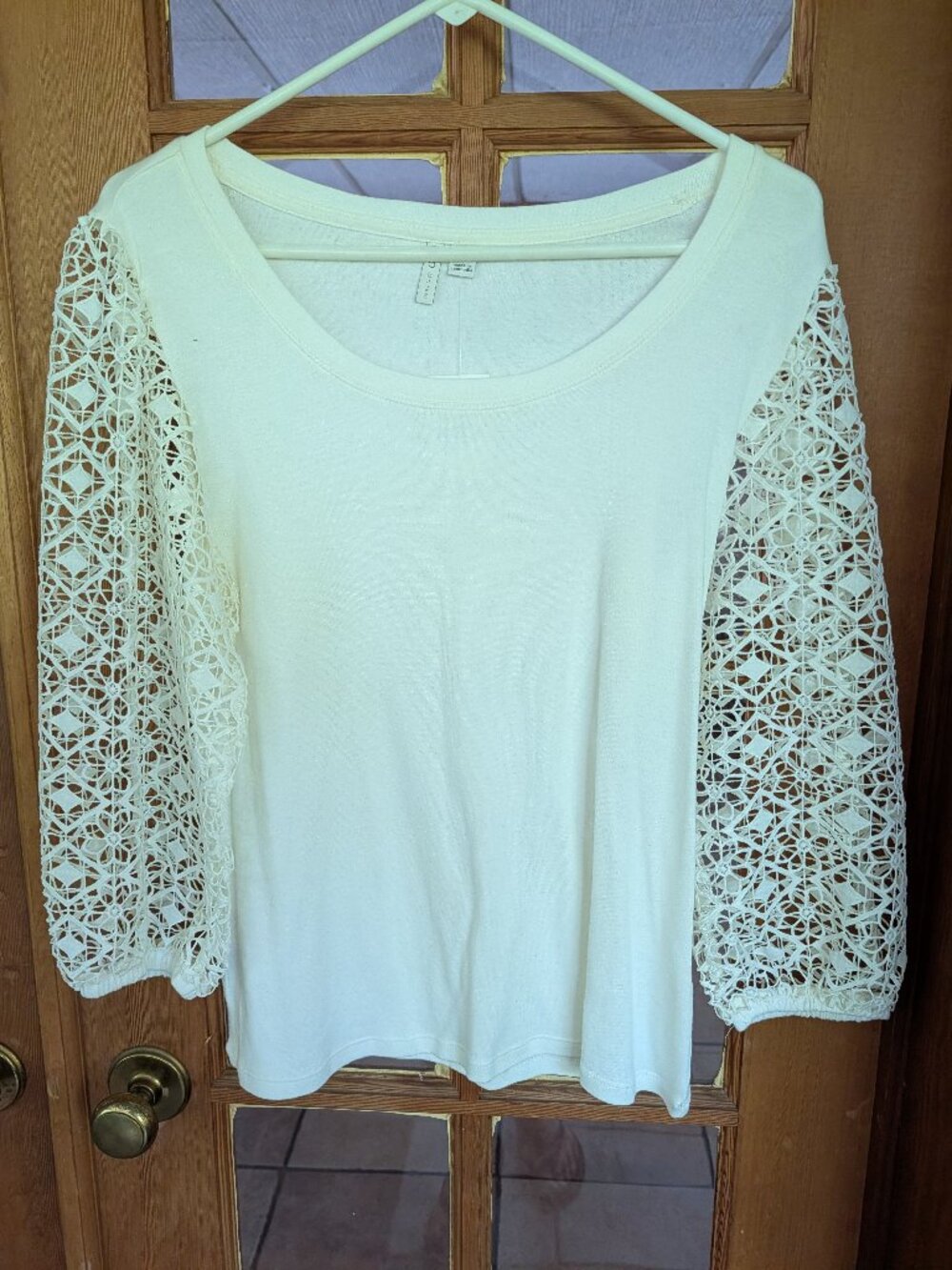 Cato Off White dress shirt w/crocheted sleeves